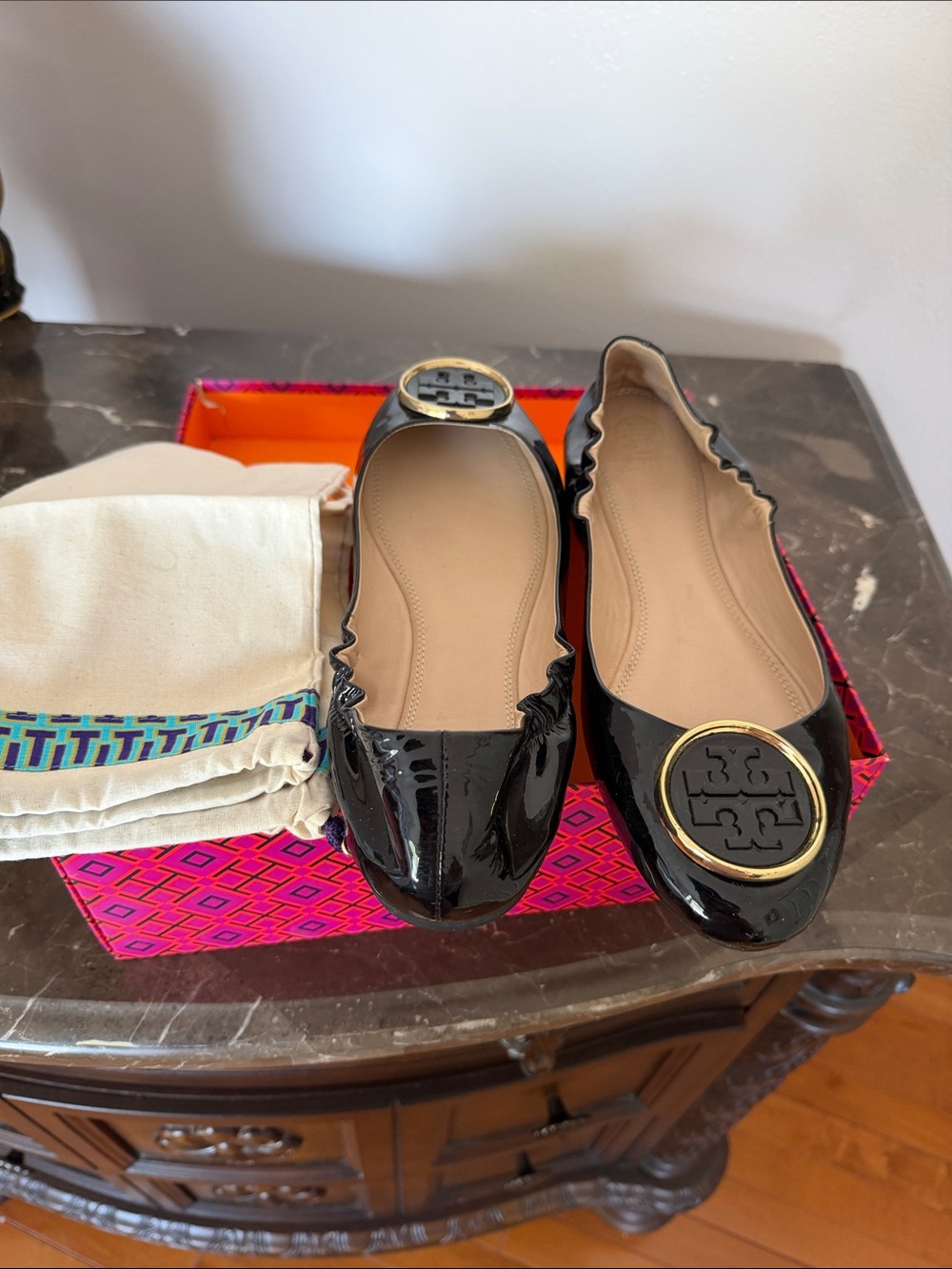 Tory Burch Black Patent Logo Round-Toe Ballet Flats